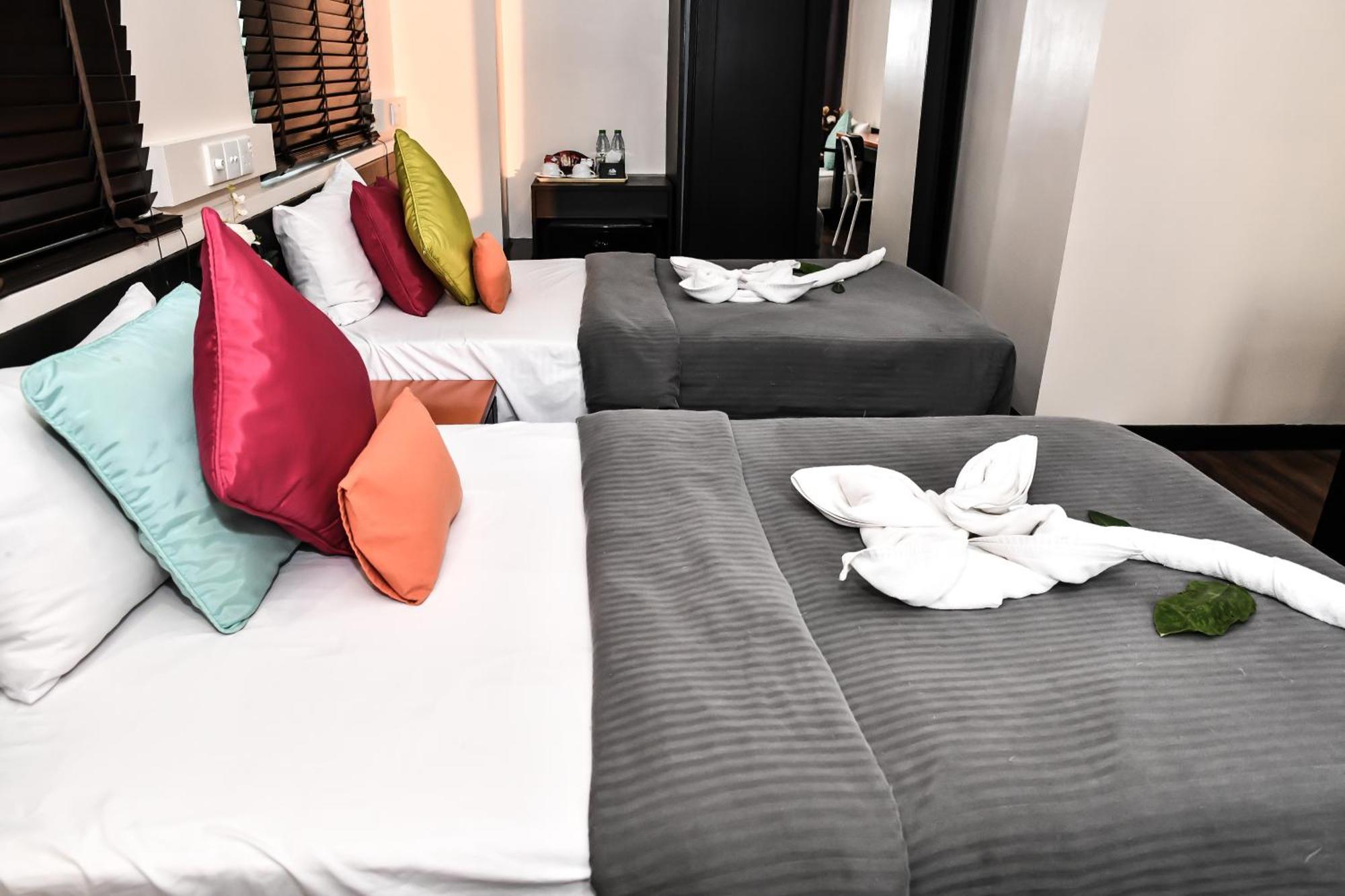 The Beehive Hotel Malé Exterior foto