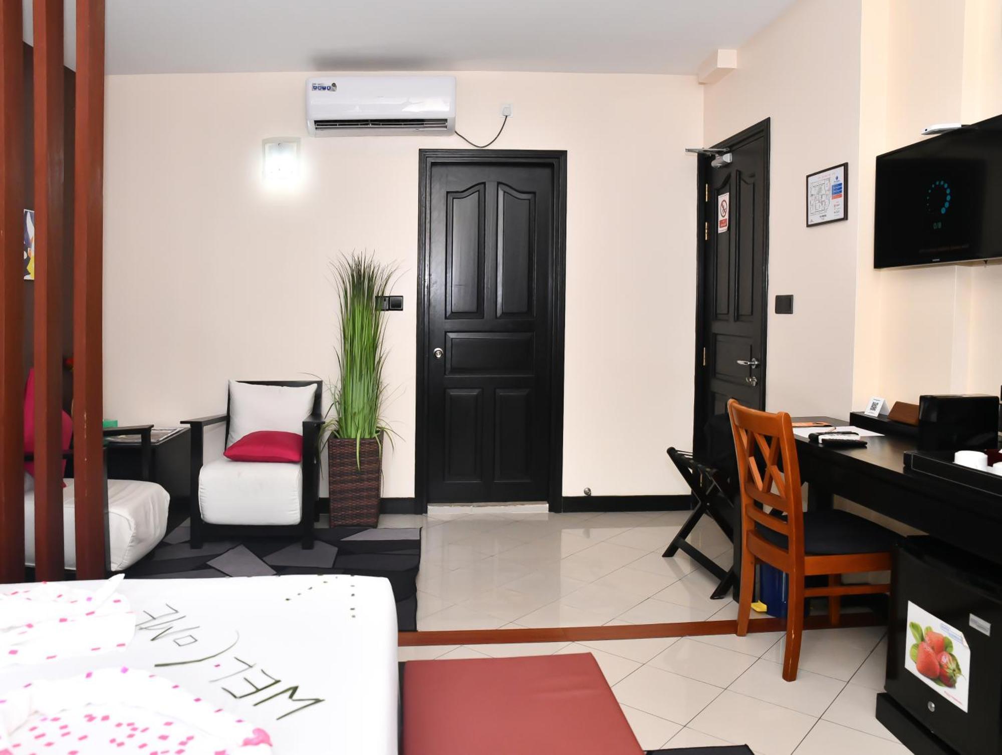 The Beehive Hotel Malé Exterior foto